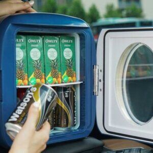 Uber Appliance Uber Chill XL 9 Liter 12-Can Retro Portable Mini Beauty Fridge